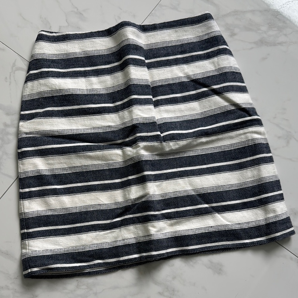 LOFT Striped navy blue and white linen skirt